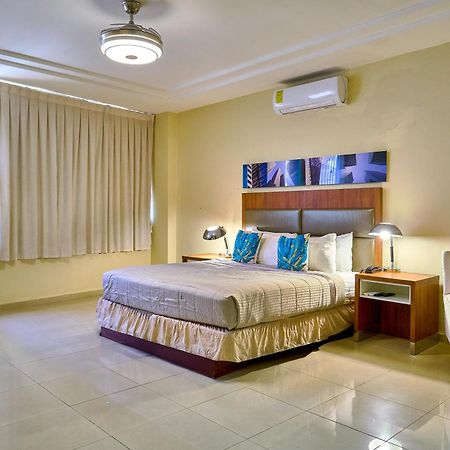Hotel Libertad At Historic Main Street Санто-Доминго Экстерьер фото