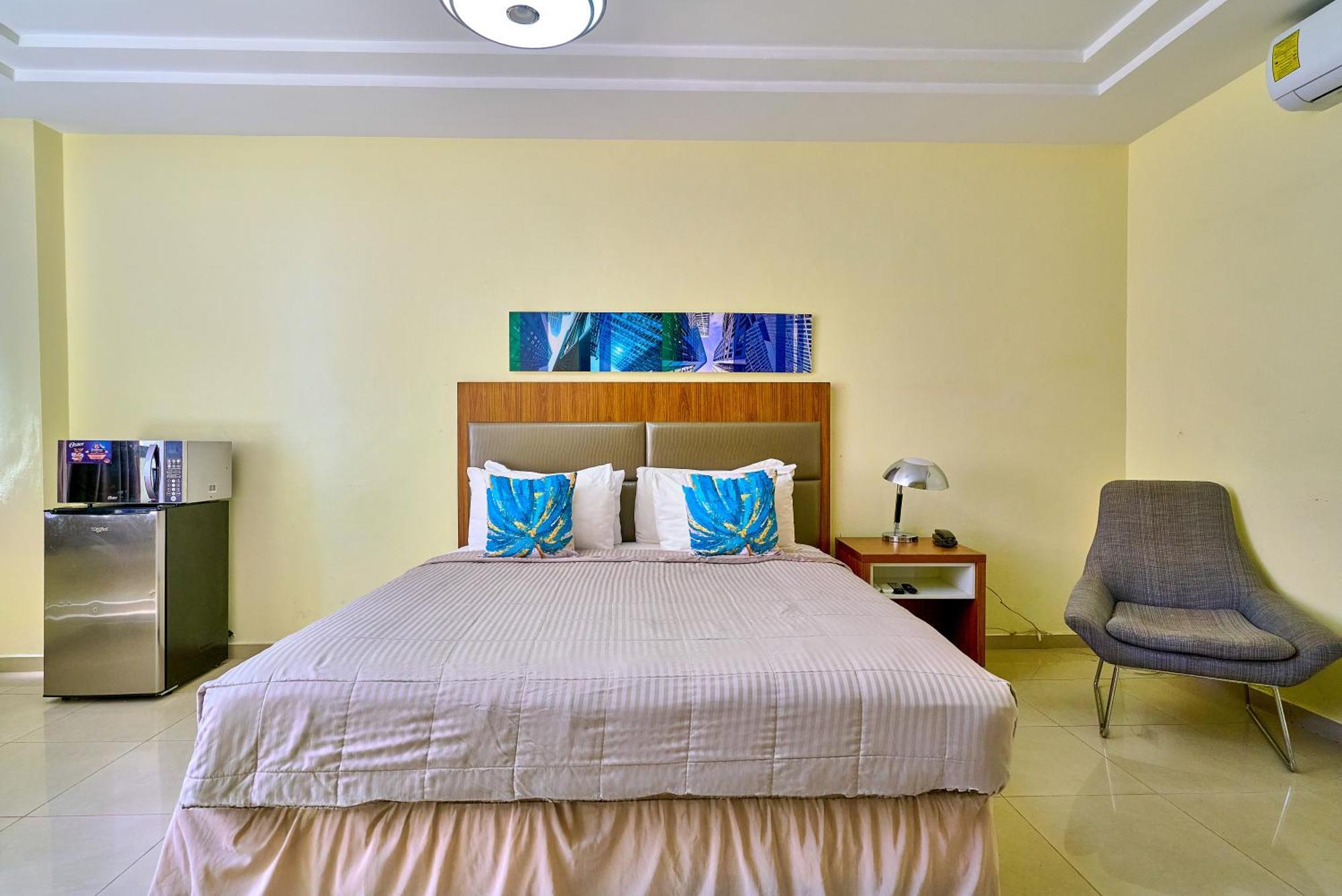 Hotel Libertad At Historic Main Street Санто-Доминго Экстерьер фото